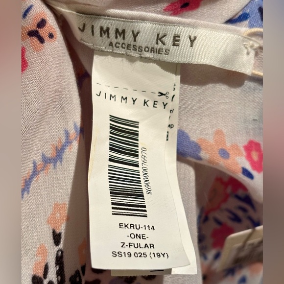 2/$20 - Jimmy Key Floral Tassel Scarf β New with Tags - Picture 6 of 9